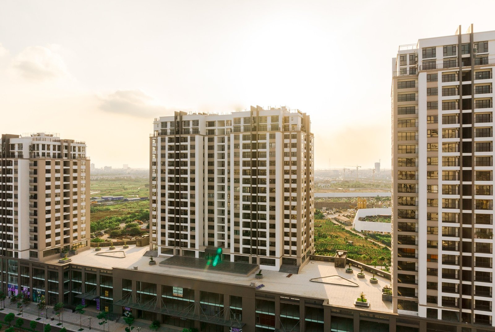 Real estate performance marketing — property and buyer lead generation